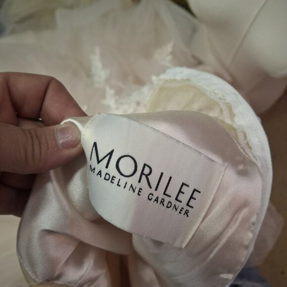 Mori Lee by Madeline Gardner #8118 Wedding Gown (Unaltered) - Picture 13 of 13